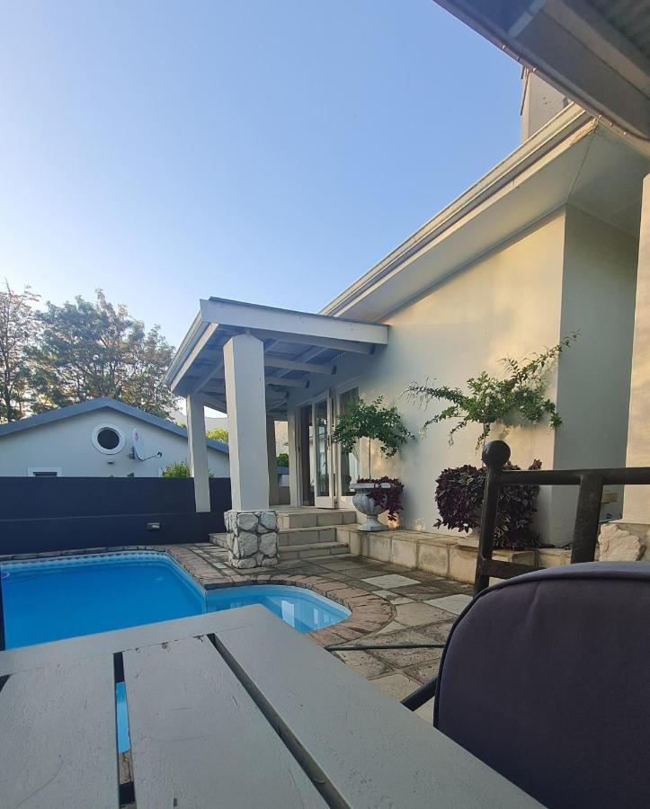 Bergview Guesthouse Swellendam Exterior photo